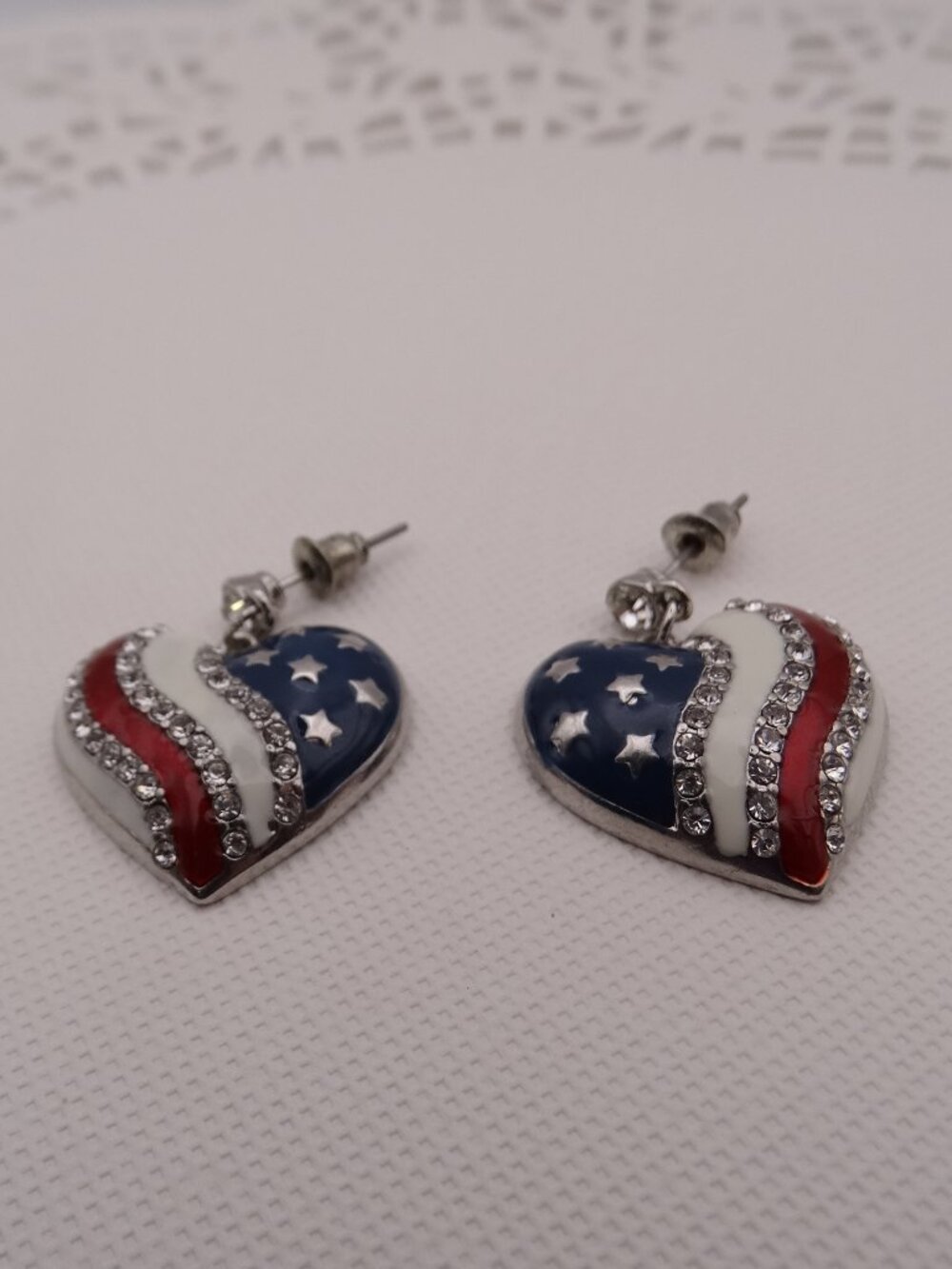 Patriotic Rhinestone Red White Blue  Heart Dangling Pierce USA Flag Earrings